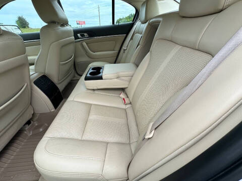 2010 Lincoln MKS