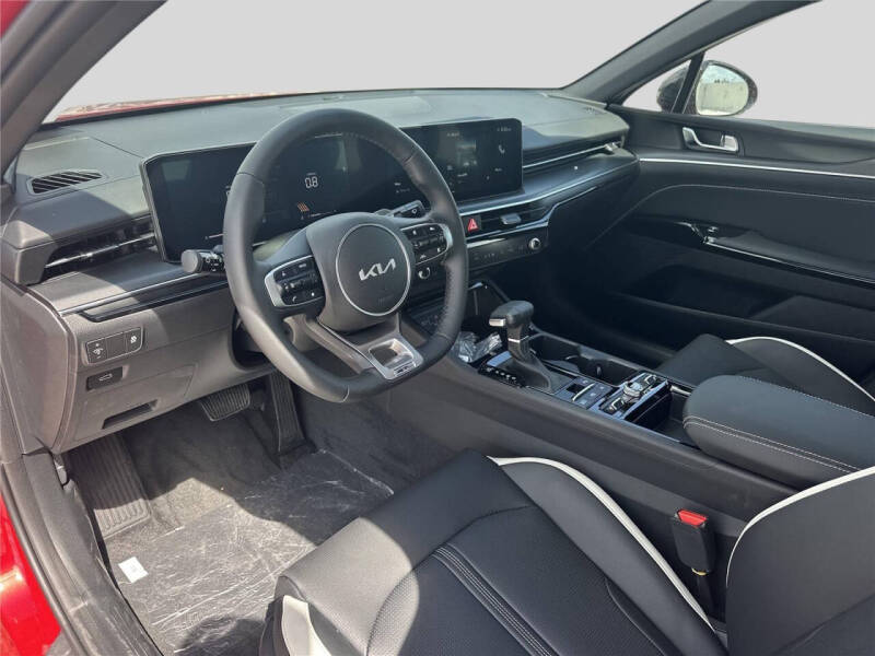 2025 Kia K5