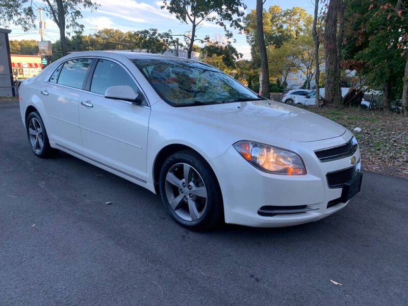 2012 Chevrolet Malibu 2LT photo 4