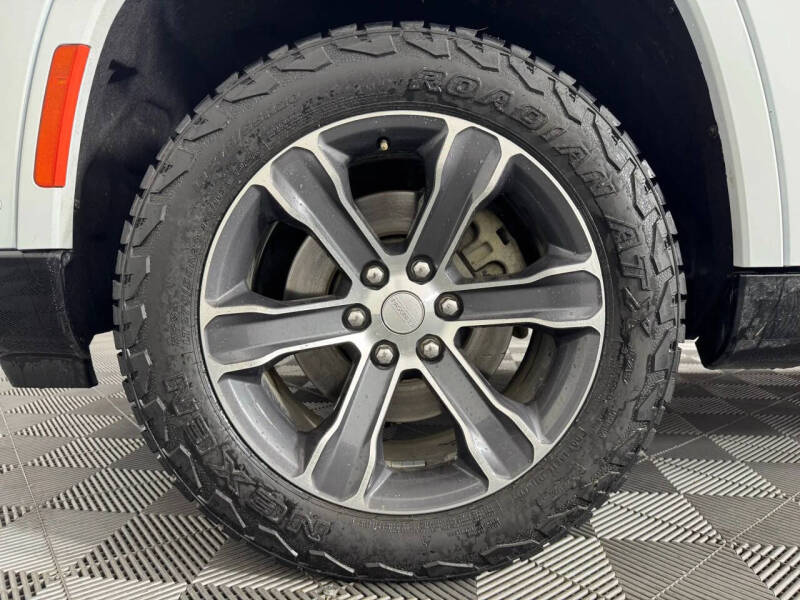 2023 Jeep Grand Wagoneer