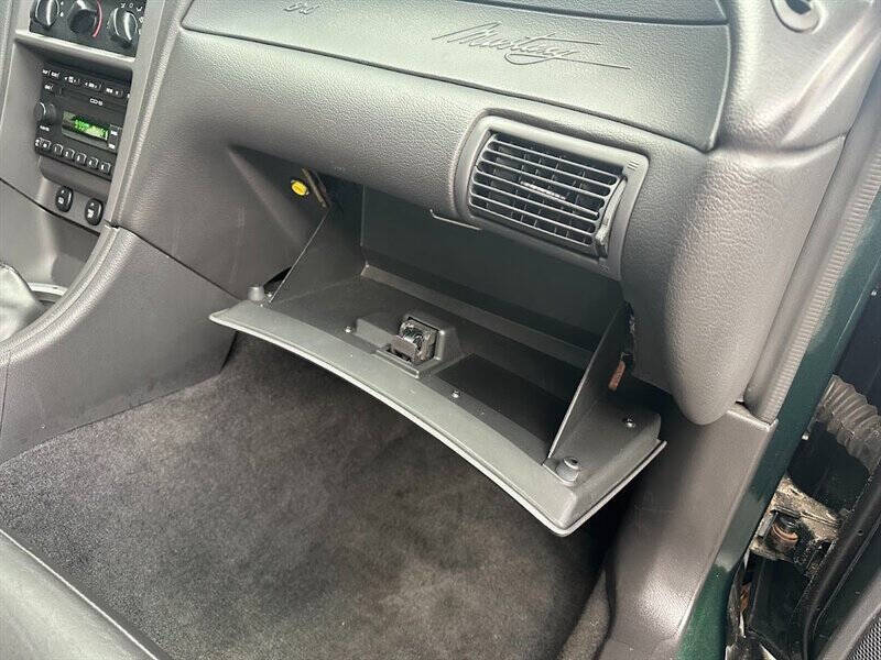 2001 Ford Mustang Bullitt