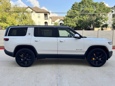 2022 Rivian R1S Launch Edition
