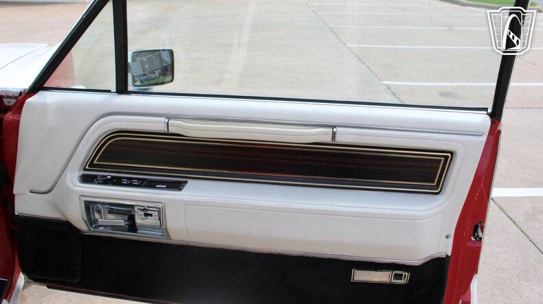 1982 Lincoln Mark VI
