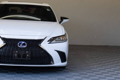 2022 Lexus ES 300h F SPORT