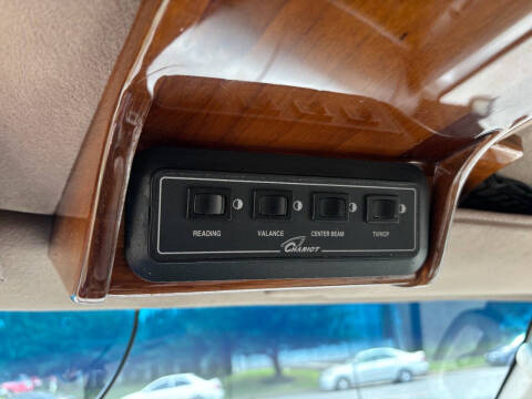 2003 Ford E-Series E-250 SD