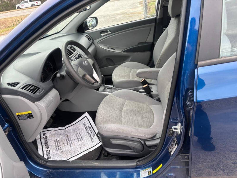 2017 Hyundai Accent SE