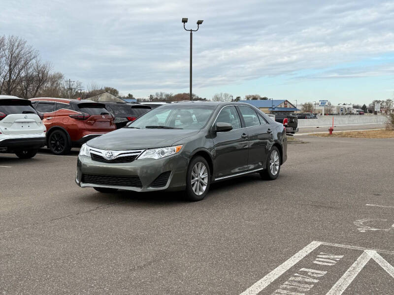 2014 Toyota Camry Hybrid XLE