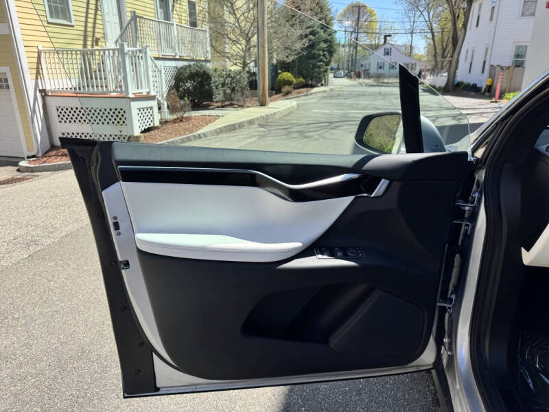 2017 Tesla Model X 100D