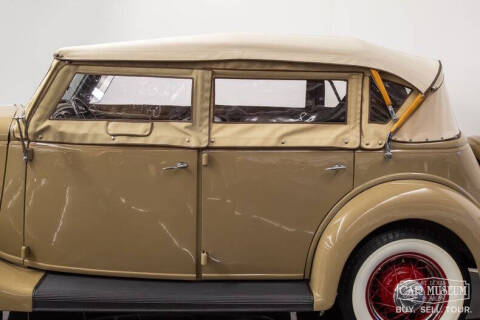 1935 Ford Model 48