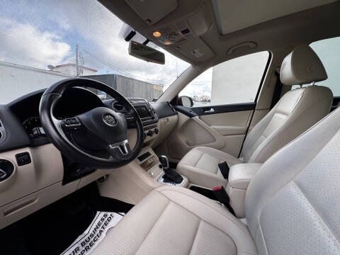 2016 Volkswagen Tiguan 2.0T SE