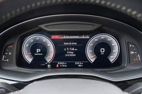 2020 Audi Q8 quattro Premium Plus 55 TFSI