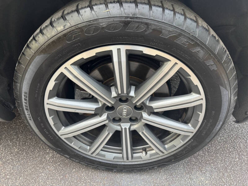 2018 Audi Q7 2.0T quattro Premium Plus