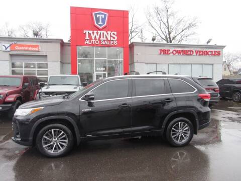 2018 Toyota Highlander Hybrid for sale at Twins Auto Sales Inc - Detroit in Detroit MI