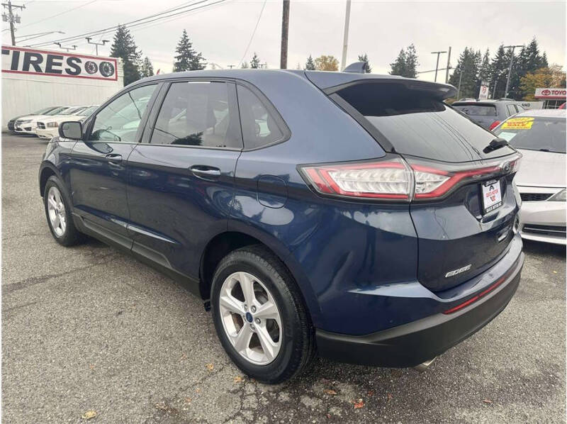 2017 Ford Edge SE