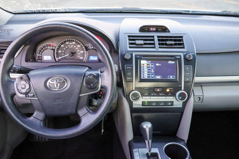 2012 Toyota Camry LE