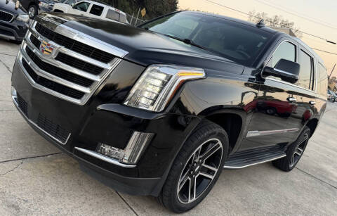 2017 Cadillac Escalade Luxury