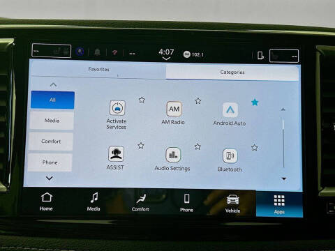 2027 Chrysler Pacifica Select