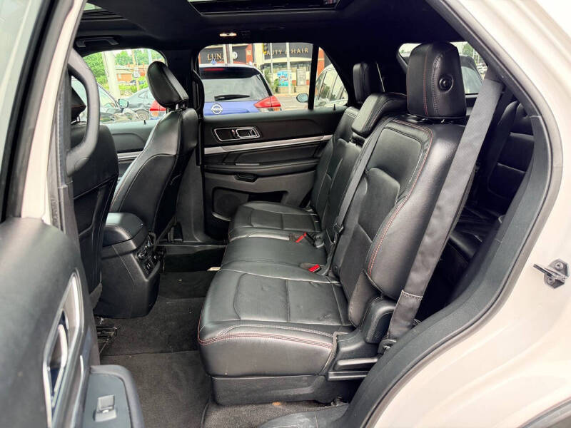 2019 Ford Explorer Sport