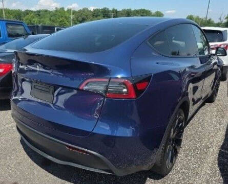2024 Tesla Model Y Long Range