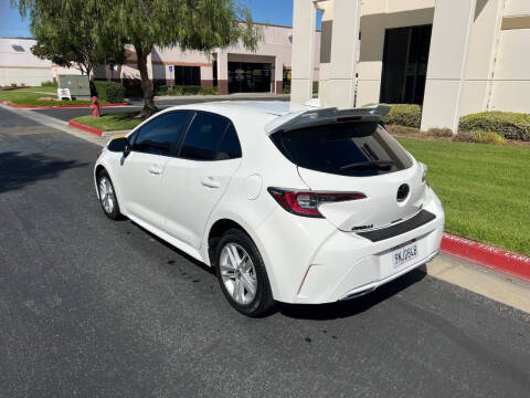 2022 Toyota Corolla Hatchback SE