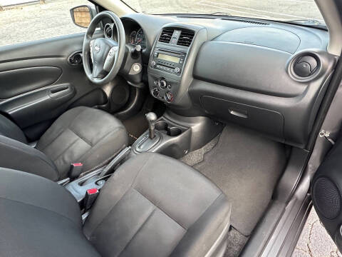2016 Nissan Versa 1.6 S Plus