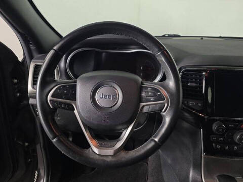 2019 Jeep Grand Cherokee Laredo E