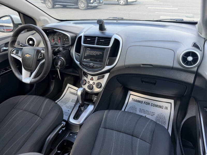 2019 Chevrolet Sonic LT Auto