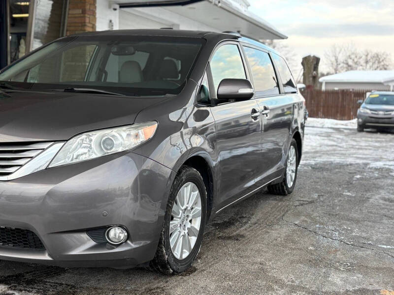 2013 Toyota Sienna Limited 7-Passenger