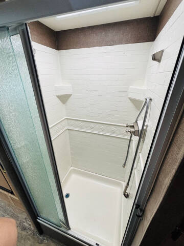 2017 Thor Motor Coach Hurricane 31S