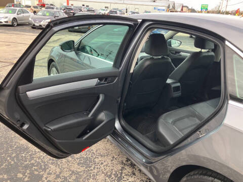 2012 Volkswagen Passat SE