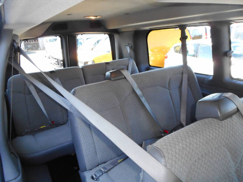 2017 Chevrolet Express LT 3500