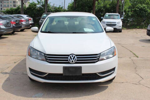 2013 Volkswagen Passat SE