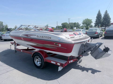 2003 Glastron GX185