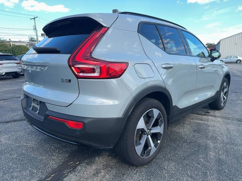 2024 Volvo XC40