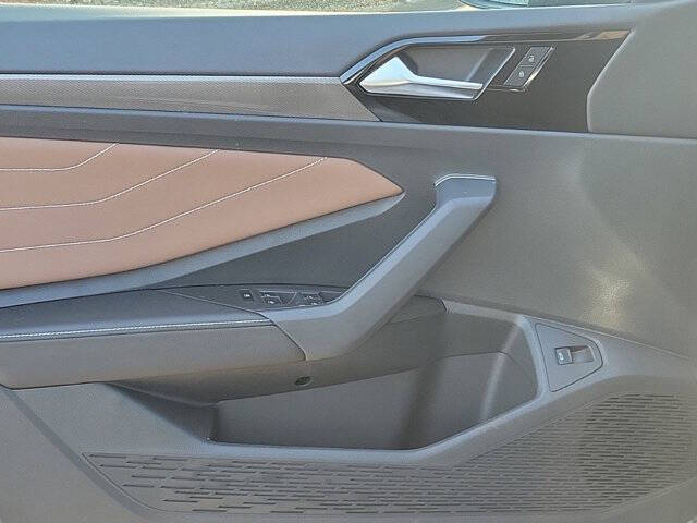 2025 Volkswagen Jetta SEL