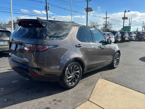 2023 Land Rover Discovery P360 S R-Dynamic