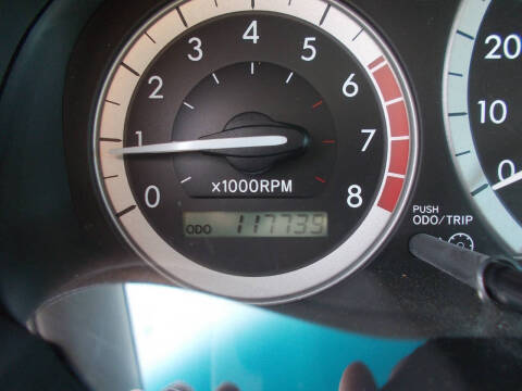 2004 Toyota Sienna LE 7 Passenger