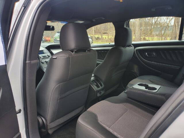 2018 Ford Taurus SEL