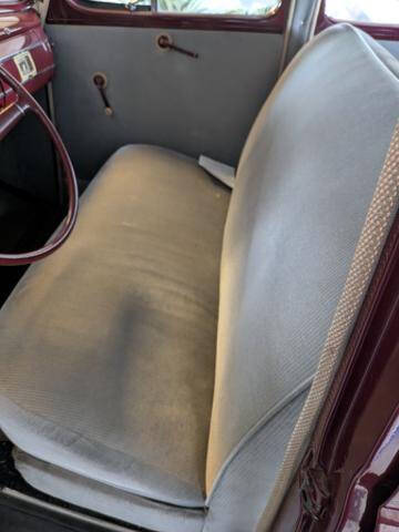 1940 Ford Deluxe