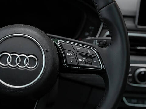 2018 Audi A4 2.0T quattro Prestige