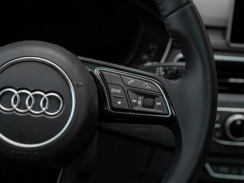 2018 Audi A4 2.0T quattro Prestige