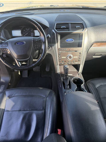 2017 Ford Explorer Limited