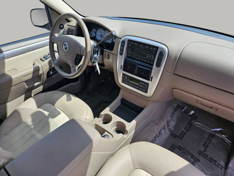 2004 Mercury Mountaineer Premier