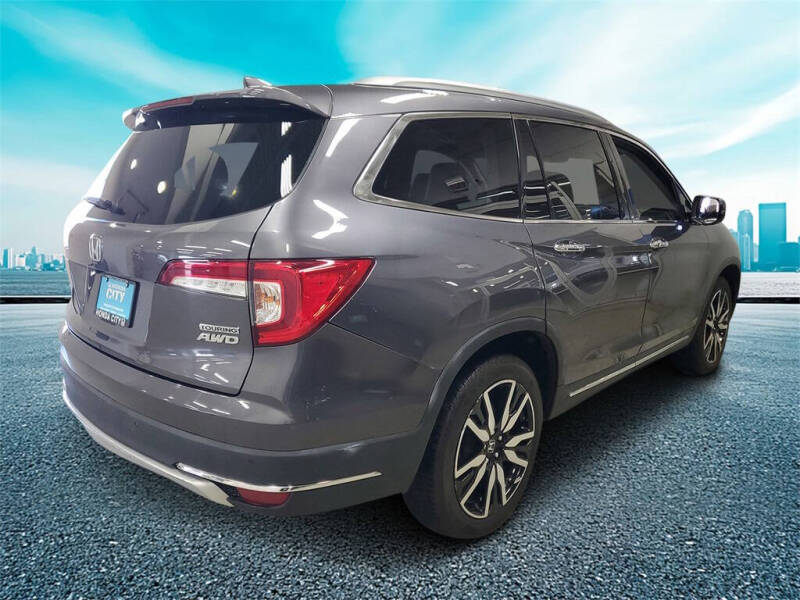 2022 Honda Pilot Touring