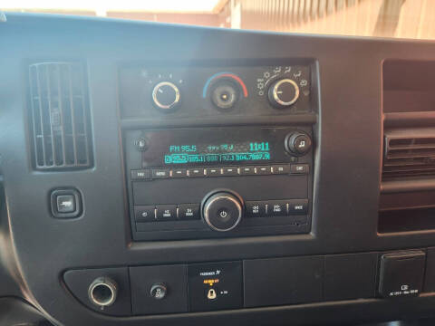 2017 GMC Savana 2500