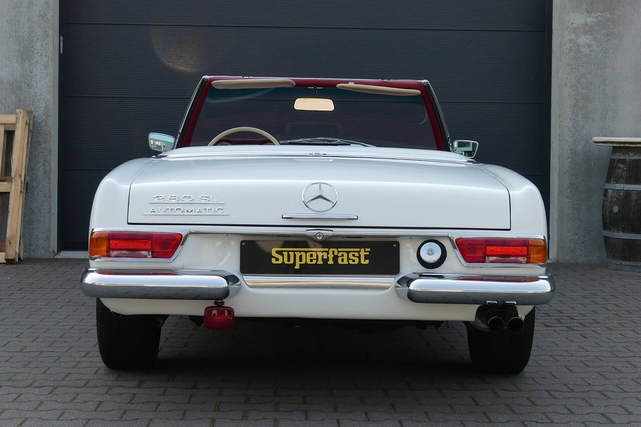 1968 Mercedes-Benz 280SL for sale at Flemingstoke in Costa Mesa, CA