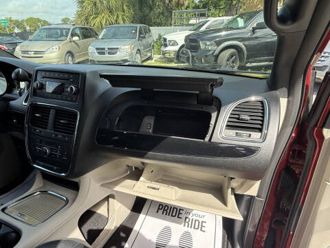 2015 Dodge Grand Caravan SXT Plus