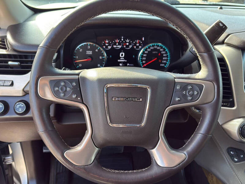 2017 GMC Yukon Denali