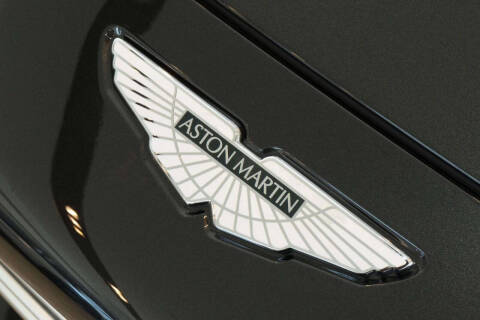 2024 Aston Martin DBX