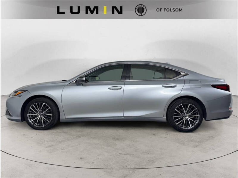 2022 Lexus ES 350